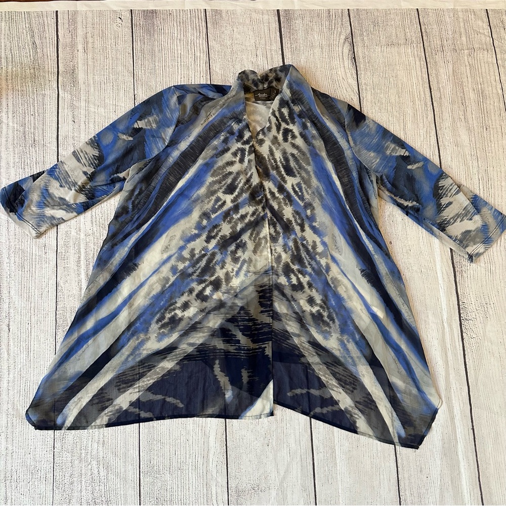 Travel’s Collection by Chico’s Women's Cardigan Blue Mixed Print Open Front sz M